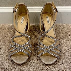 Alex Marie Metallic Mesh Jeweled Sandal Size 8M Like New